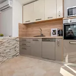 Apartment Jelena Rogoznica (Sibenik-Knin)